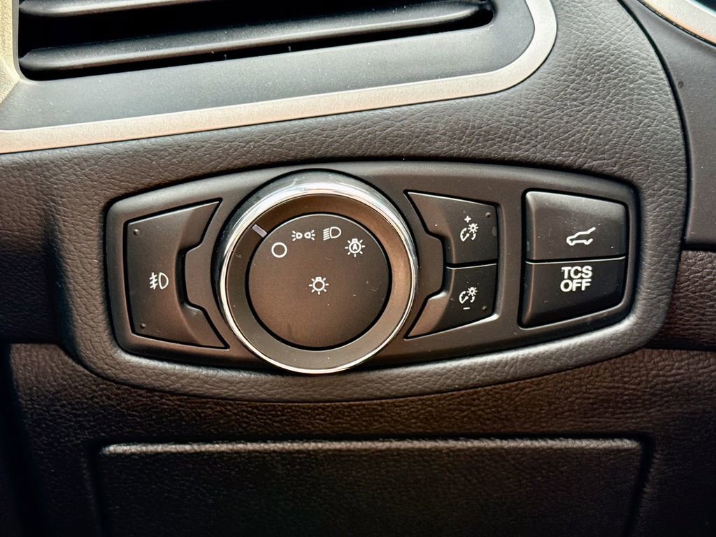 Certified 2021 Ford Edge ST-Line image 26