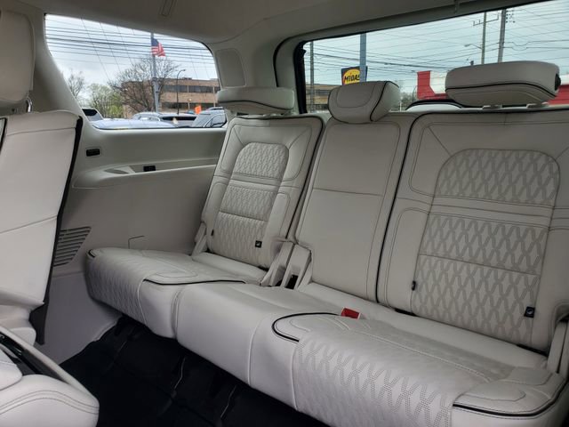 Used 2024 Lincoln Navigator Black Label image 38