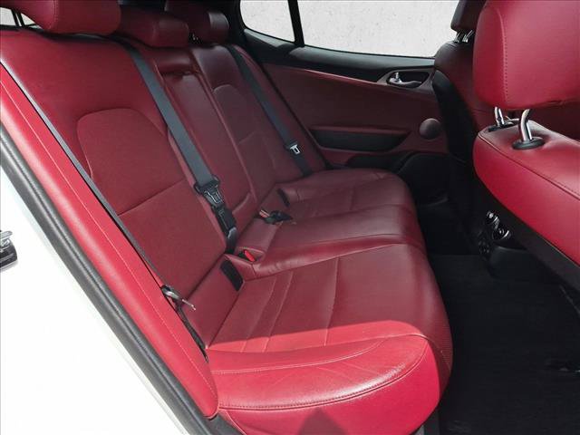 Used 2018 Kia Stinger GT1 RWD image 21