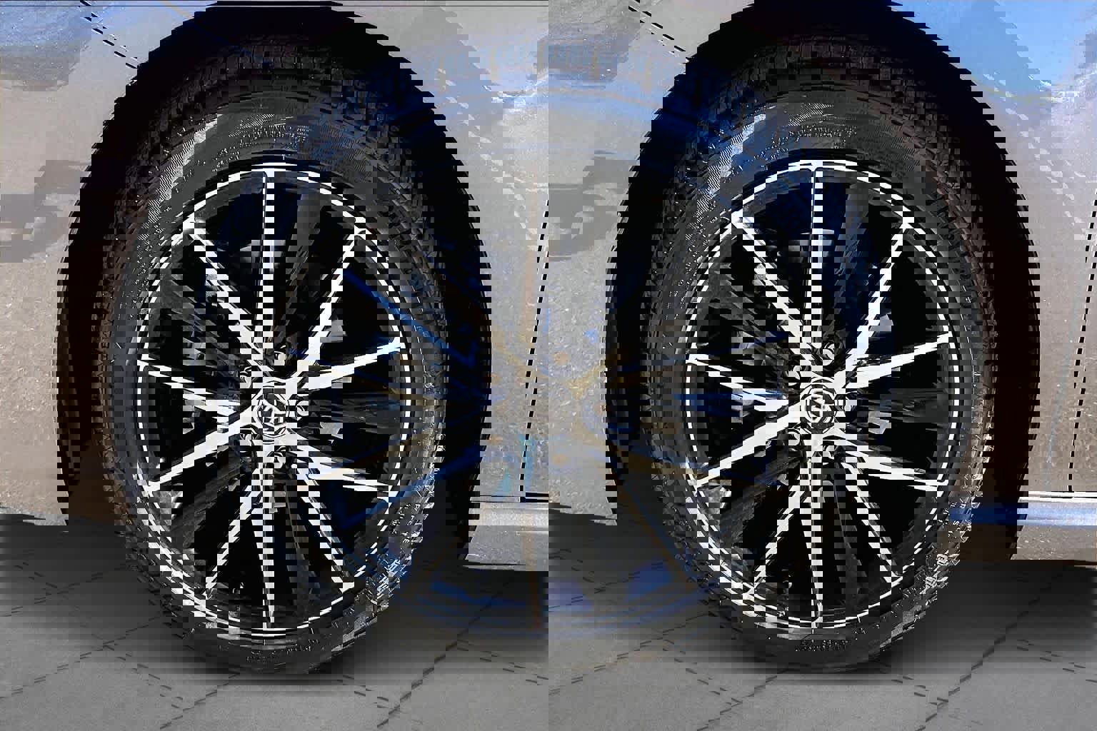 Certified 2022 Toyota Camry SE image 10