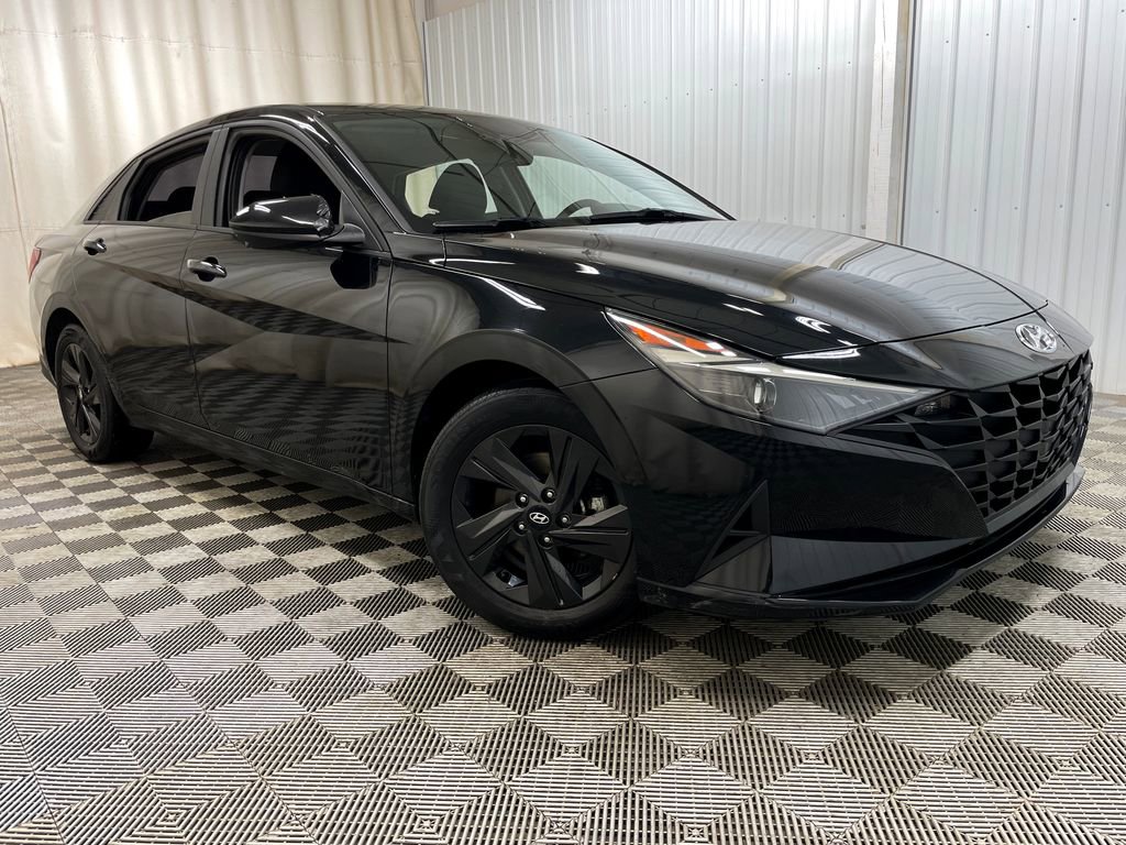 Used 2021 Hyundai Elantra SEL FWD image 40