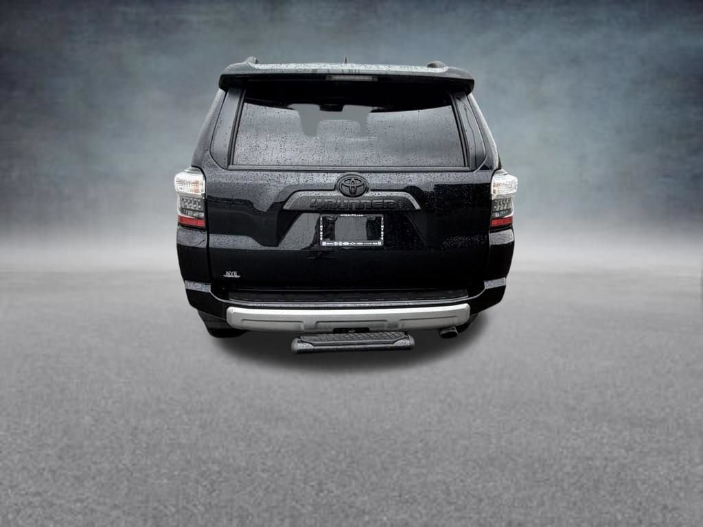 Used 2022 Toyota 4Runner TRD Off-Road Premium w/ Moonroof Package AWD/4WD image 4