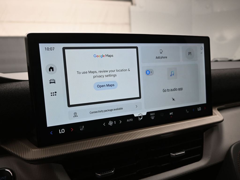 Used 2025 Ford Explorer Active w/ Active Comfort Package image 15