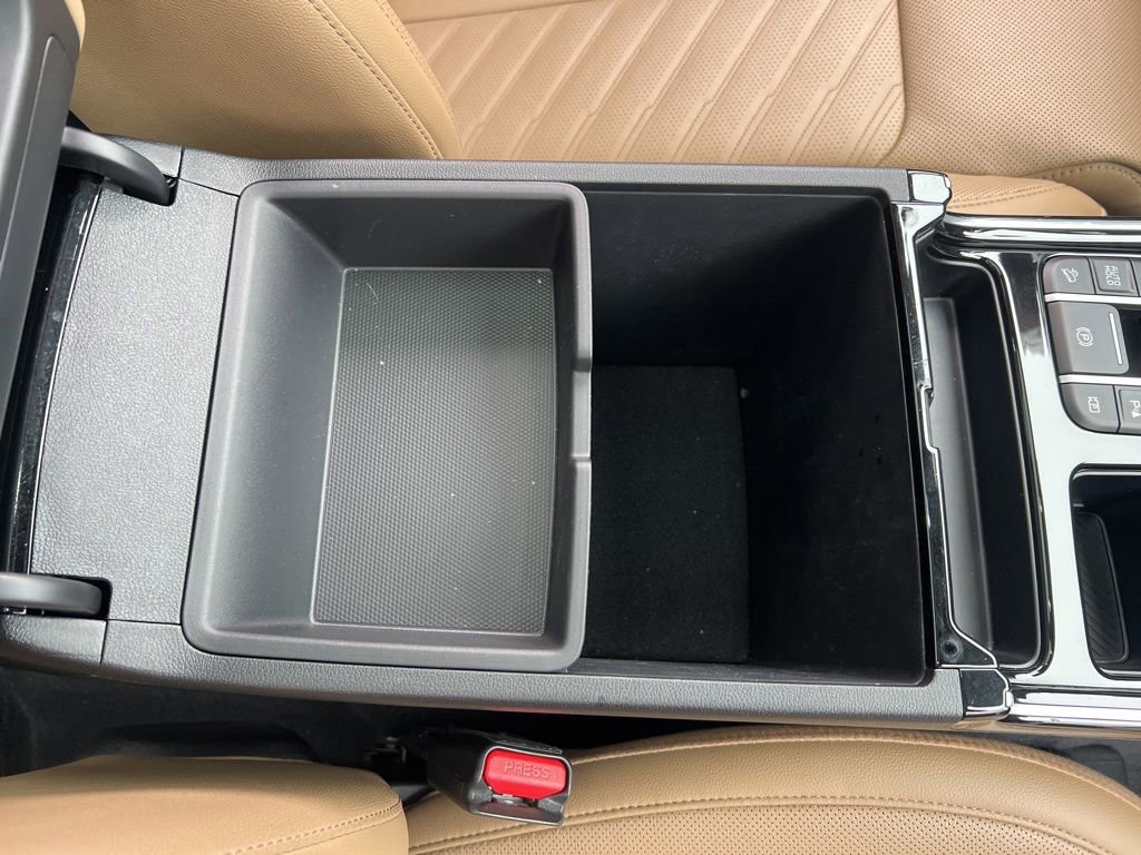 Certified 2025 Kia Sorento SX Prestige w/ Olive Brown Leather Package image 27