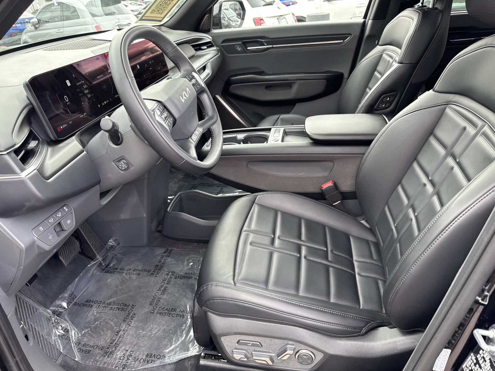 Used 2026 Kia EV9 Land w/ Nightfall Edition Package AWD/4WD image 15