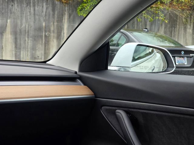 Used 2020 Tesla Model 3 Standard Range Plus image 20