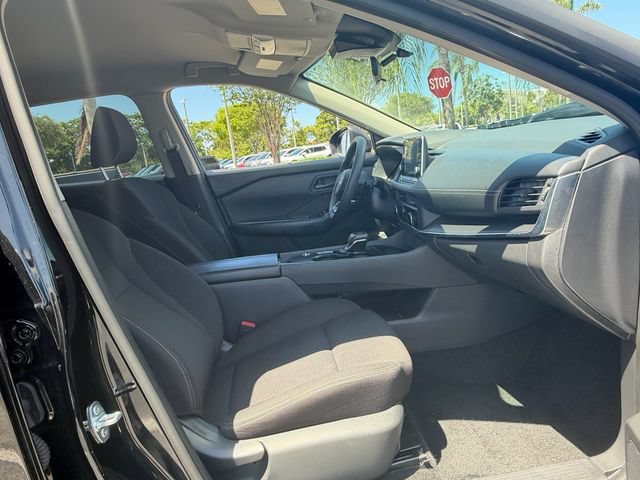 Used 2024 Nissan Rogue S FWD image 16