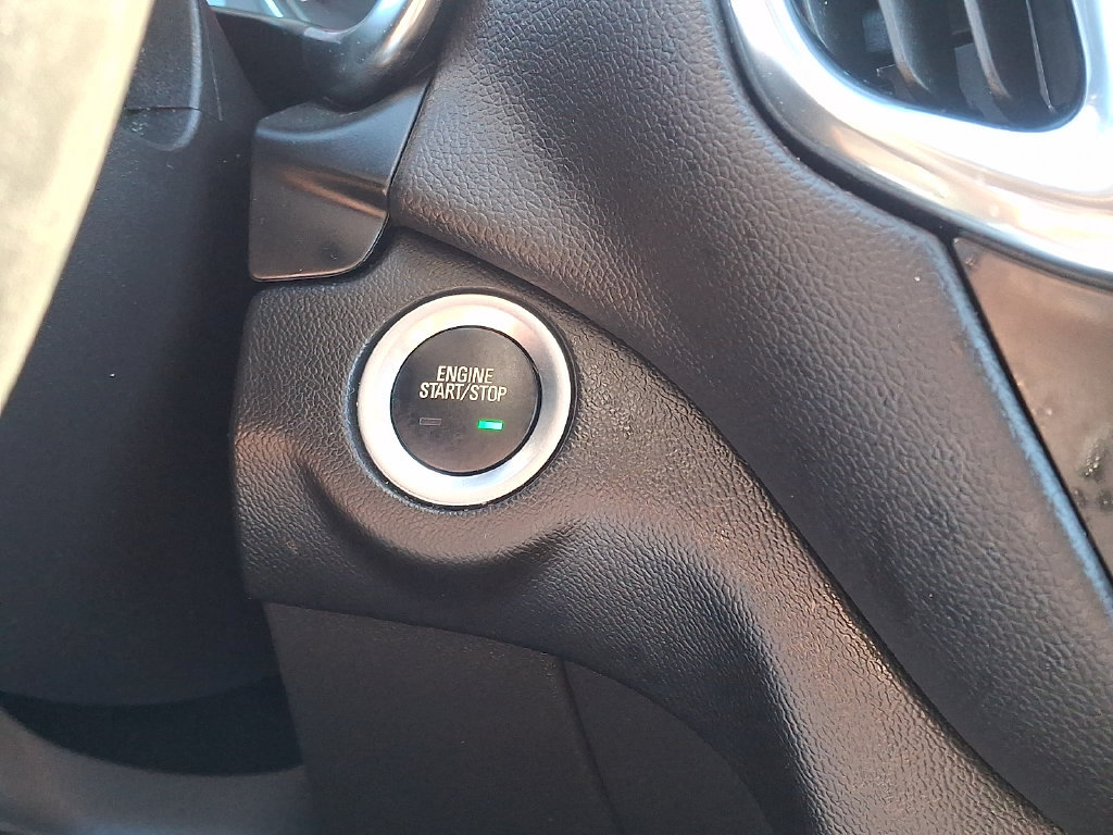 Used 2024 Chevrolet Equinox LT AWD/4WD image 22