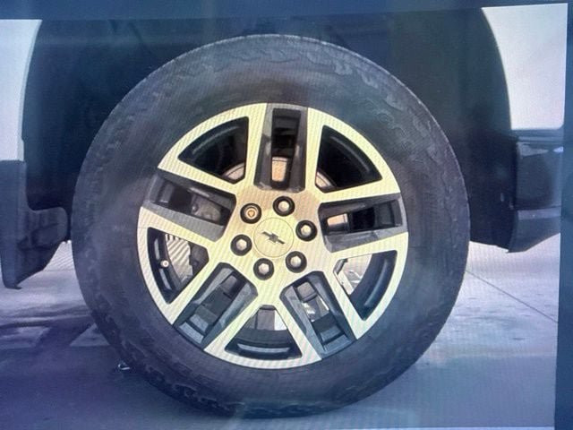 Used 2019 Chevrolet Silverado 1500 LT Trail Boss AWD/4WD image 8