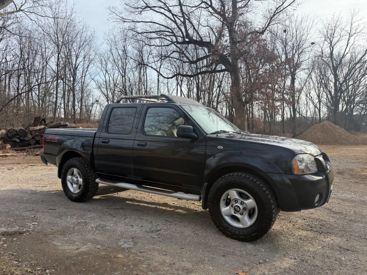 Used 2002 Nissan Frontier SE image 4
