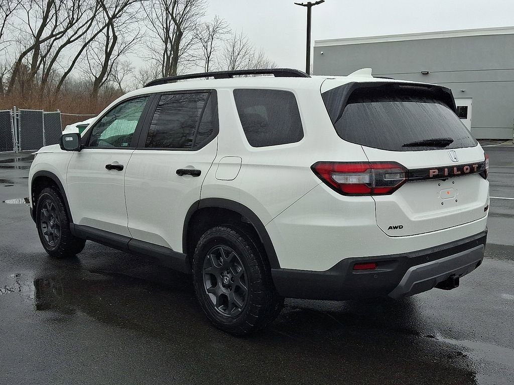 New 2026 Honda Pilot TrailSport image 4