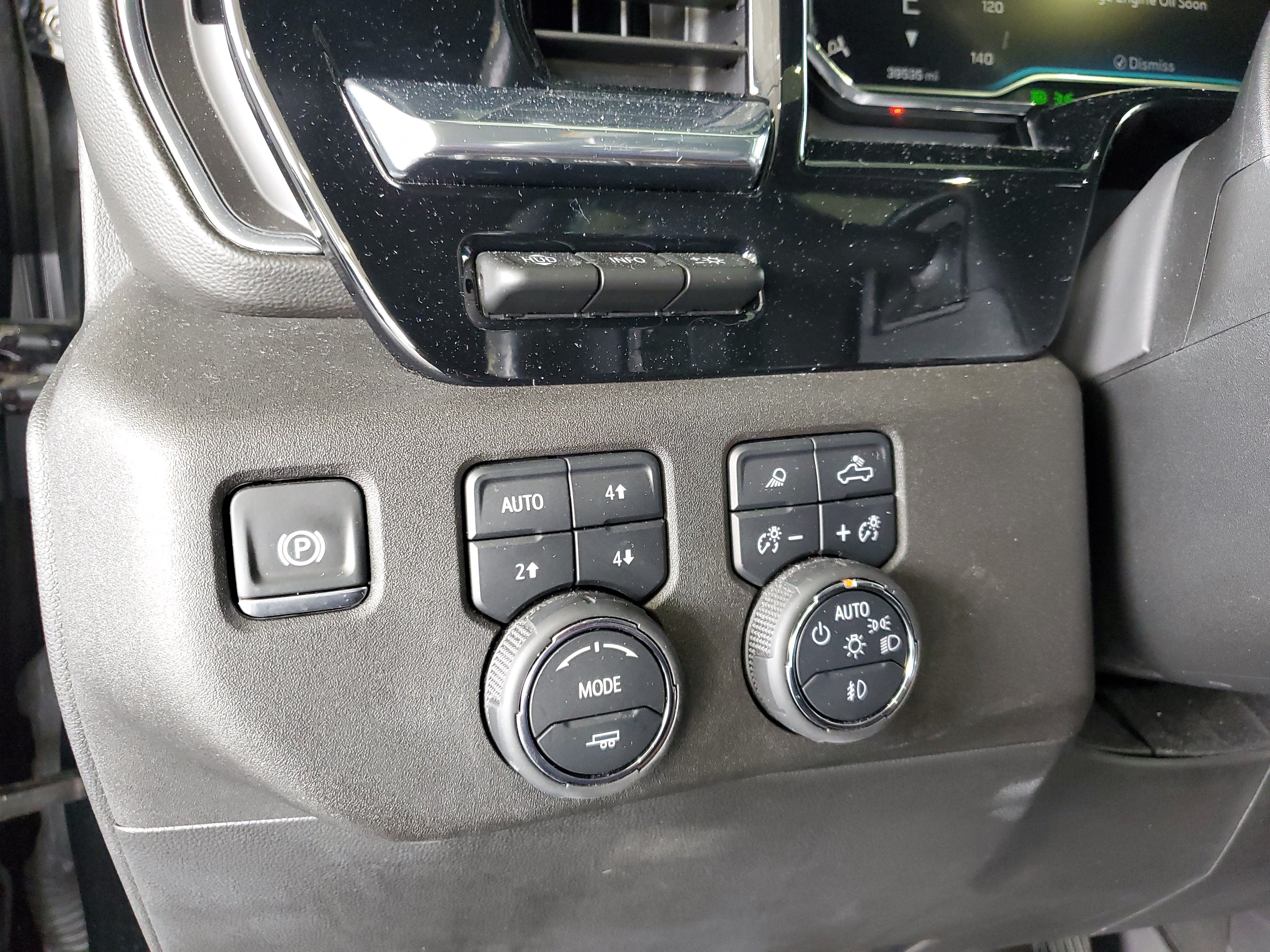Used 2024 Chevrolet Silverado 1500 High Country AWD/4WD image 22