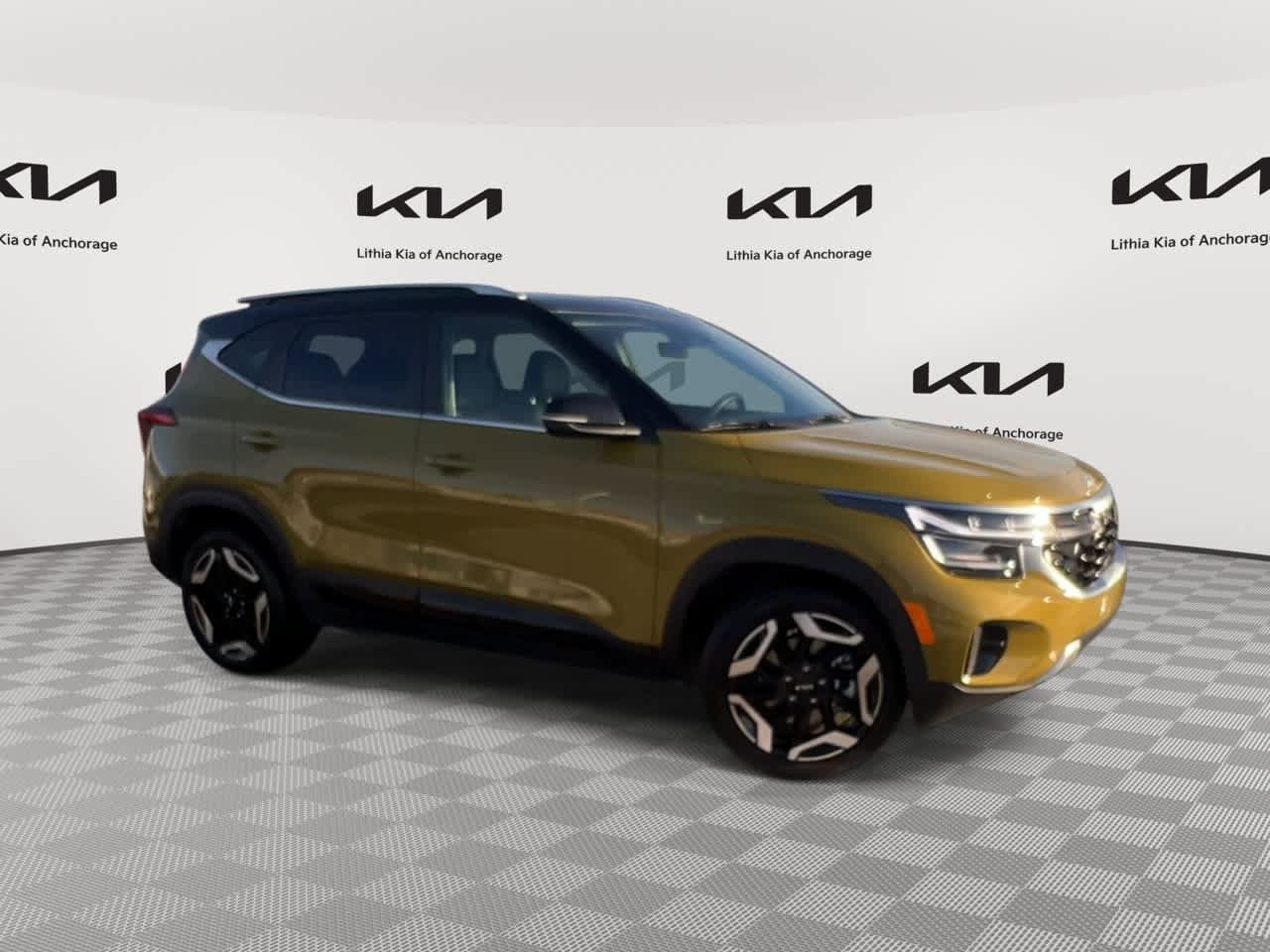 Certified 2024 Kia Seltos SX image 2
