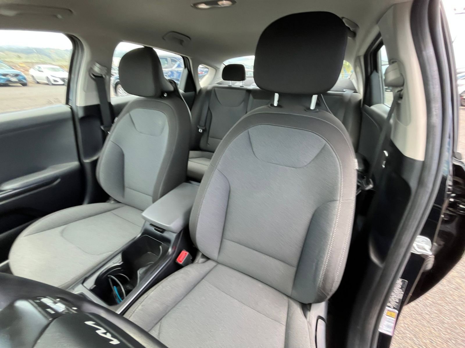 Used 2025 Kia K4 FWD image 35