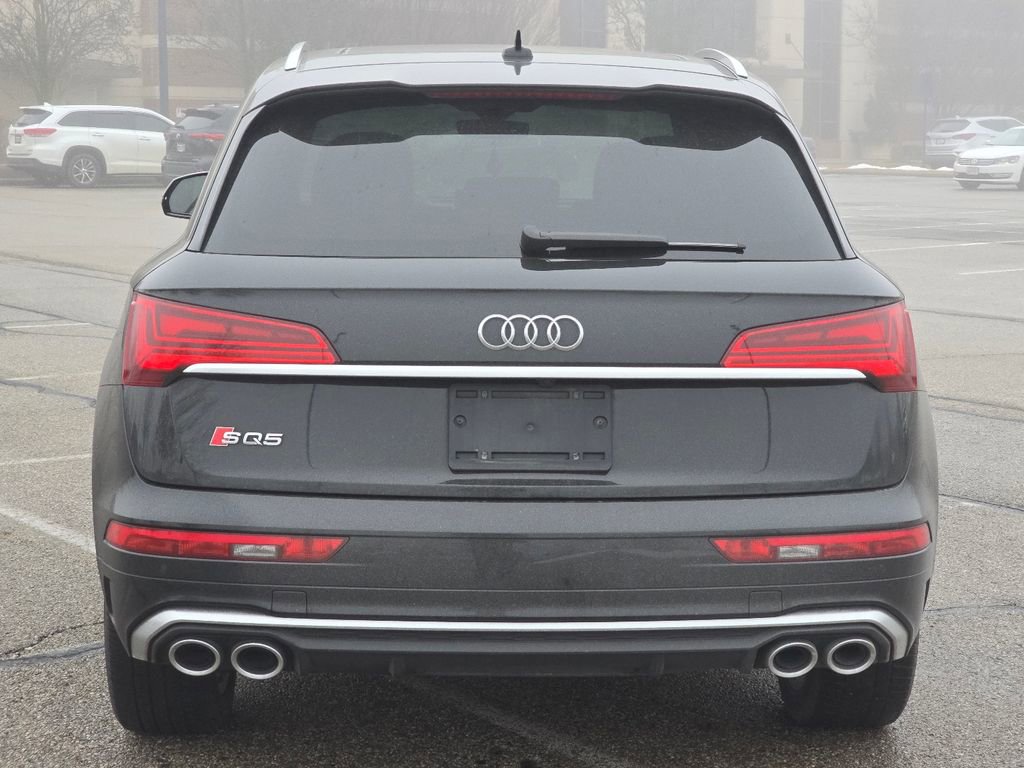 Used 2022 Audi SQ5 Premium Plus w/ Premium Plus Package image 13