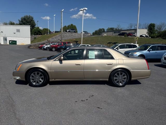 Used 2006 Cadillac DTS w/ Trunk Convenience Package FWD image 5