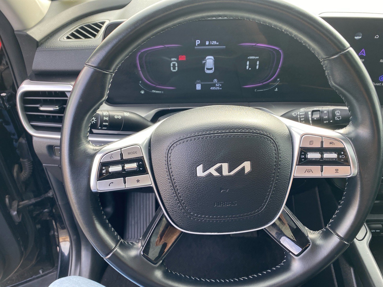 Certified 2023 Kia Telluride S w/ S Sunroof Package image 11