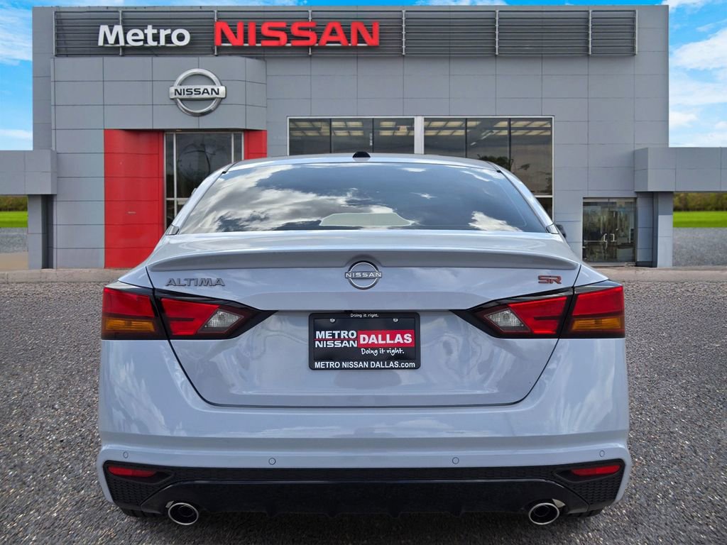 New 2026 Nissan Altima 2.5 SR FWD image 5