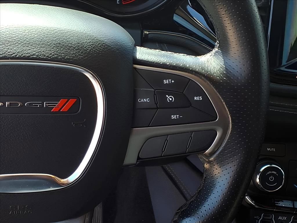 Used 2021 Dodge Durango SXT image 6