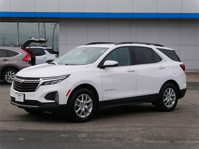 Used 2022 Chevrolet Equinox LT image 2