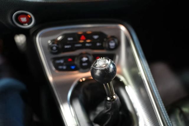 Used 2017 Dodge Challenger SRT Hellcat RWD image 20