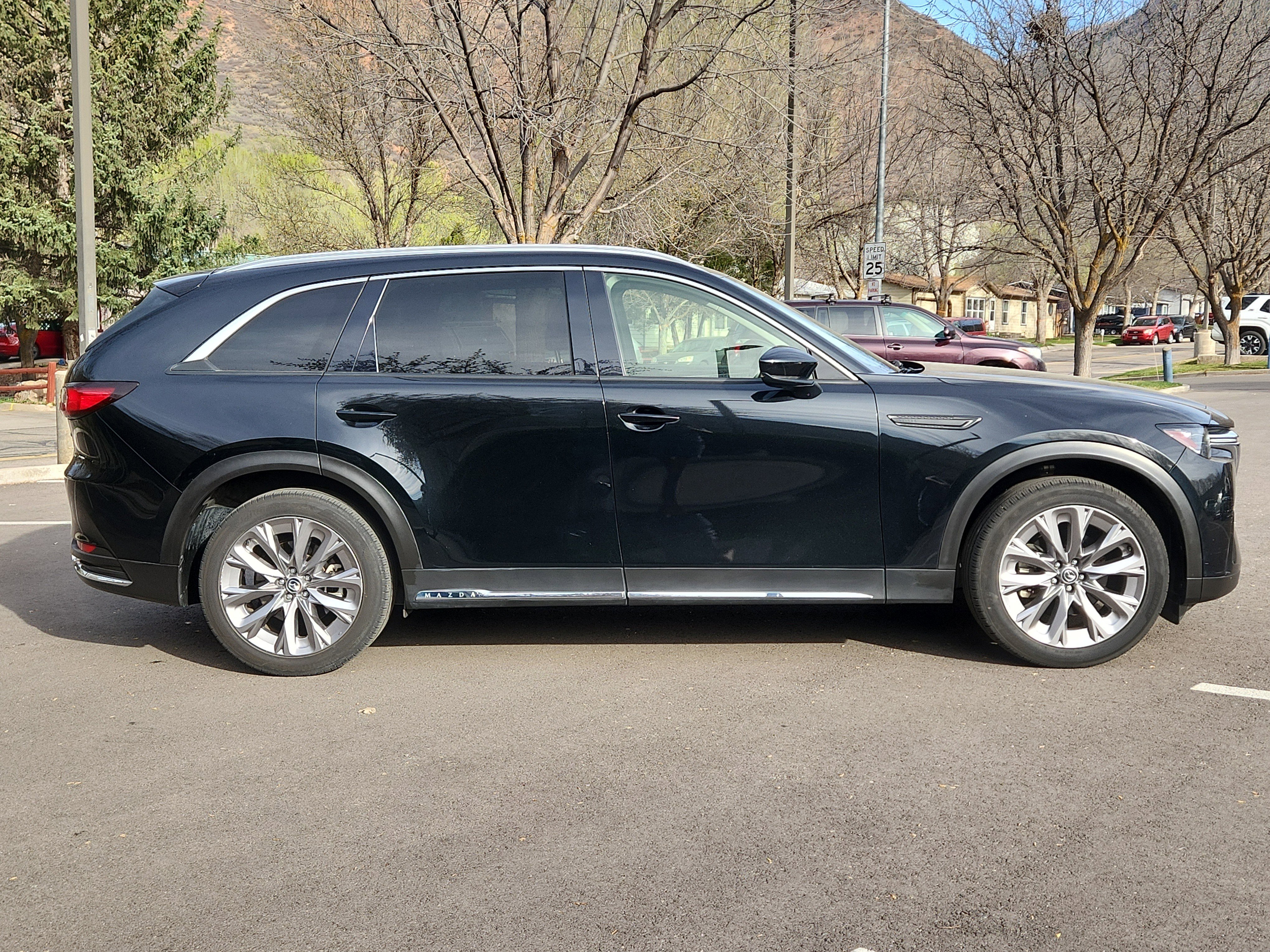 Used 2024 MAZDA CX-90 3.3 Turbo w/ Premium Package image 2