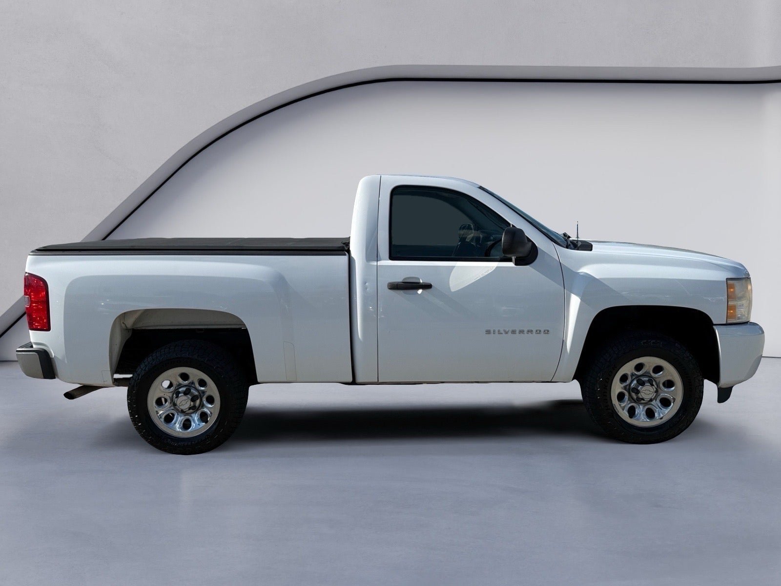 Used 2011 Chevrolet Silverado 1500 W/T w/ LS Package RWD image 6