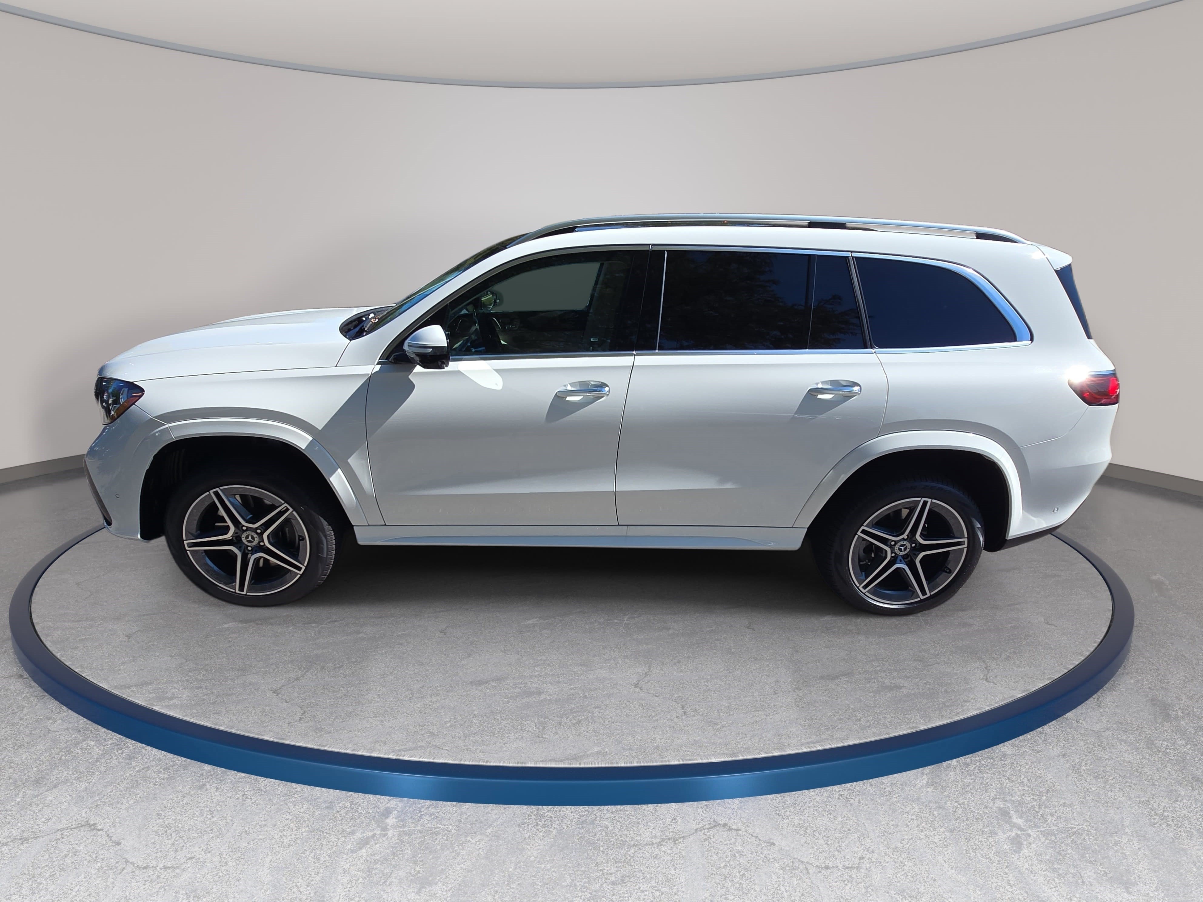 New 2027 Mercedes-Benz GLS 450 4MATIC image 8
