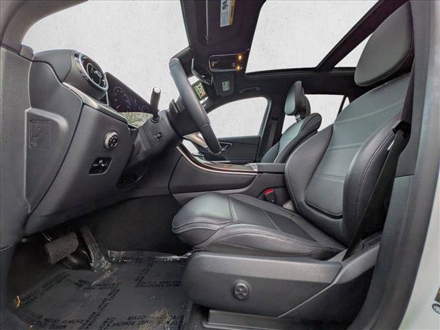 Used 2025 Mercedes-Benz GLC 300 image 15