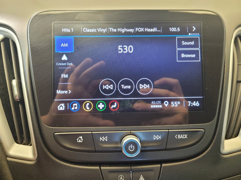 Used 2024 Chevrolet Malibu LT FWD image 25