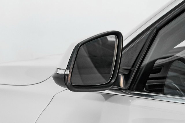 Used 2018 BMW 330e image 41