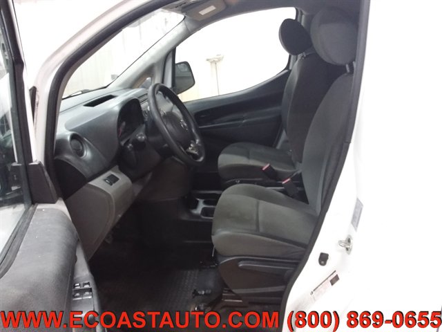 Used 2017 Nissan NV200 S w/ Cruise Control Package image 10
