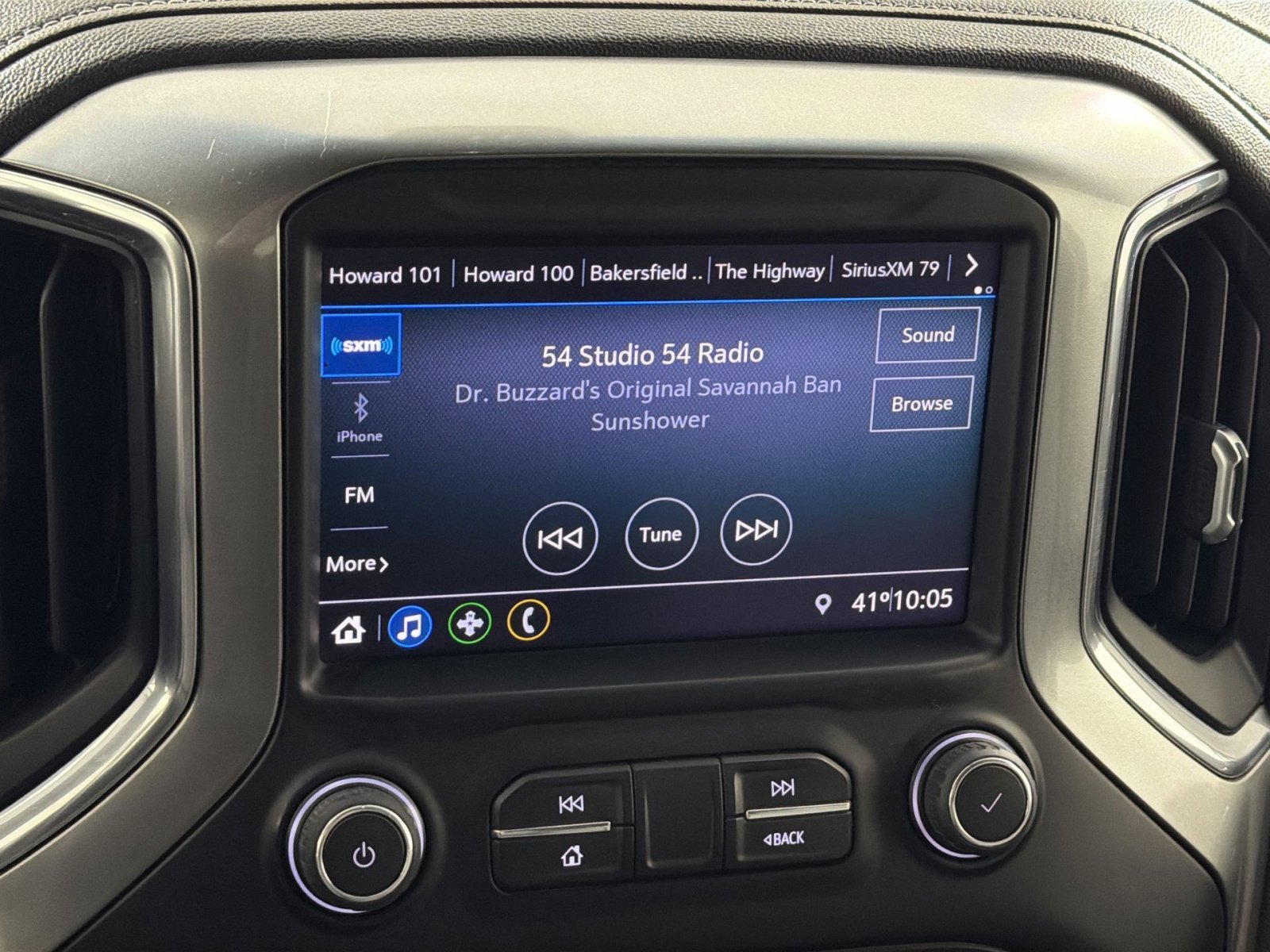 Used 2021 Chevrolet Silverado 2500 LT w/ Z71 Off-Road Package image 18