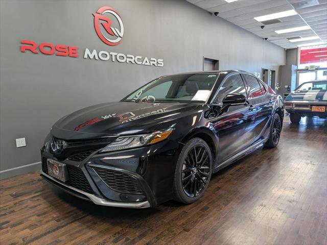 Used 2023 Toyota Camry XSE image 1