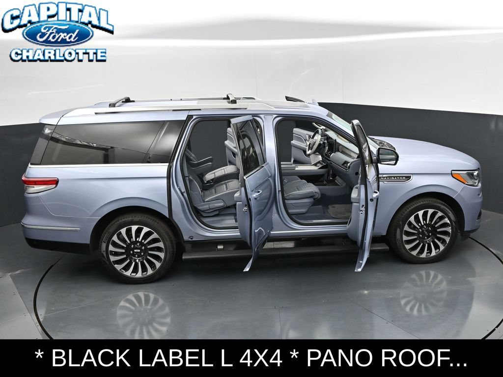 Used 2023 Lincoln Navigator L Black Label AWD/4WD image 36