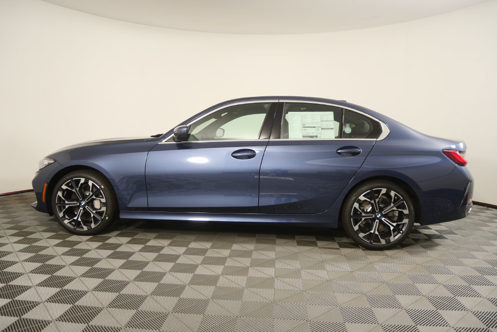 New 2026 BMW 330i Sedan w/ Premium Package RWD image 7