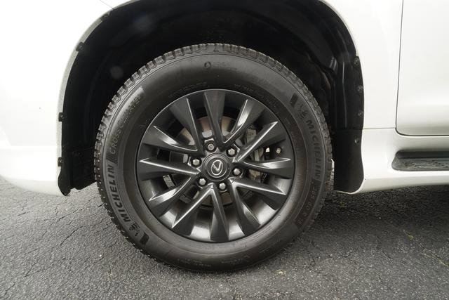 Used 2023 Lexus GX 460 Premium image 44