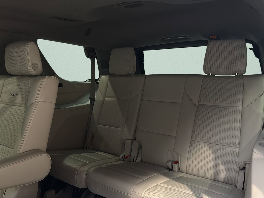 Used 2024 Cadillac Escalade Sport Platinum AWD/4WD image 15