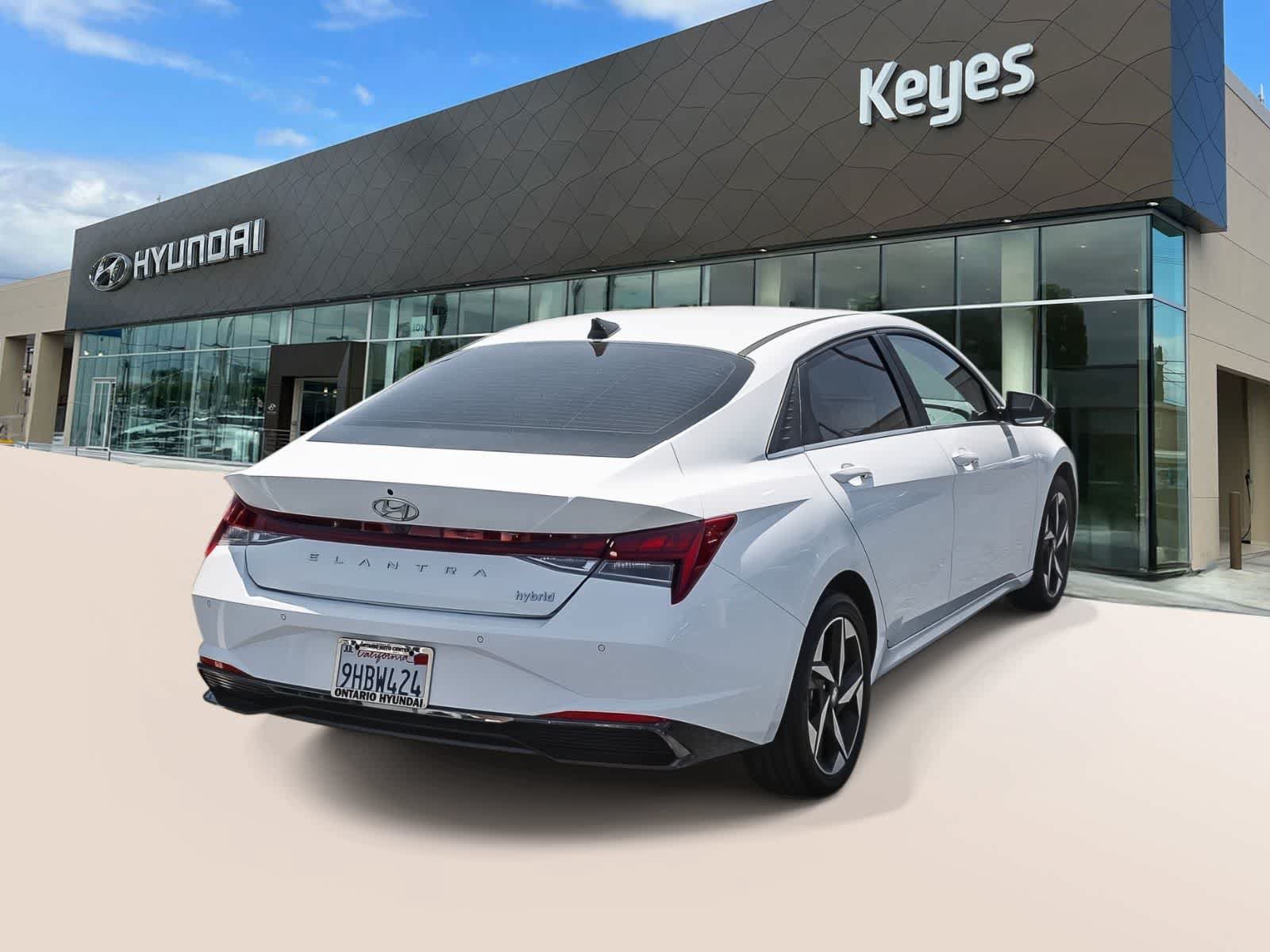 Certified 2023 Hyundai Elantra Limited FWD image 4