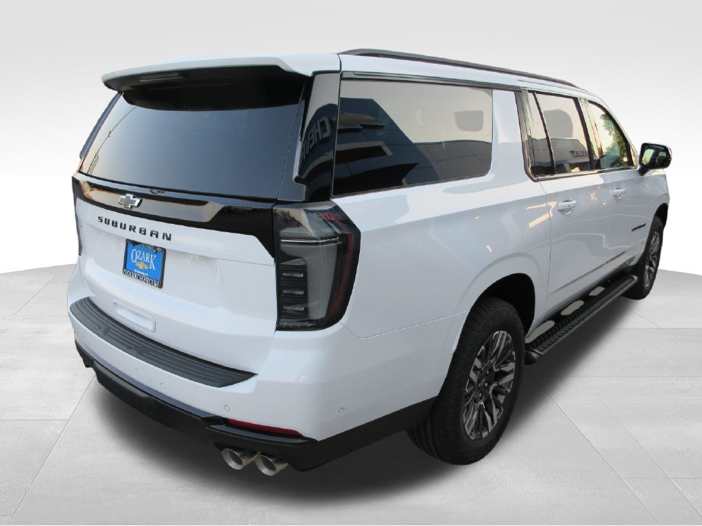 New 2026 Chevrolet Suburban Z71 w/ Z71 Off-Road Package AWD/4WD image 6