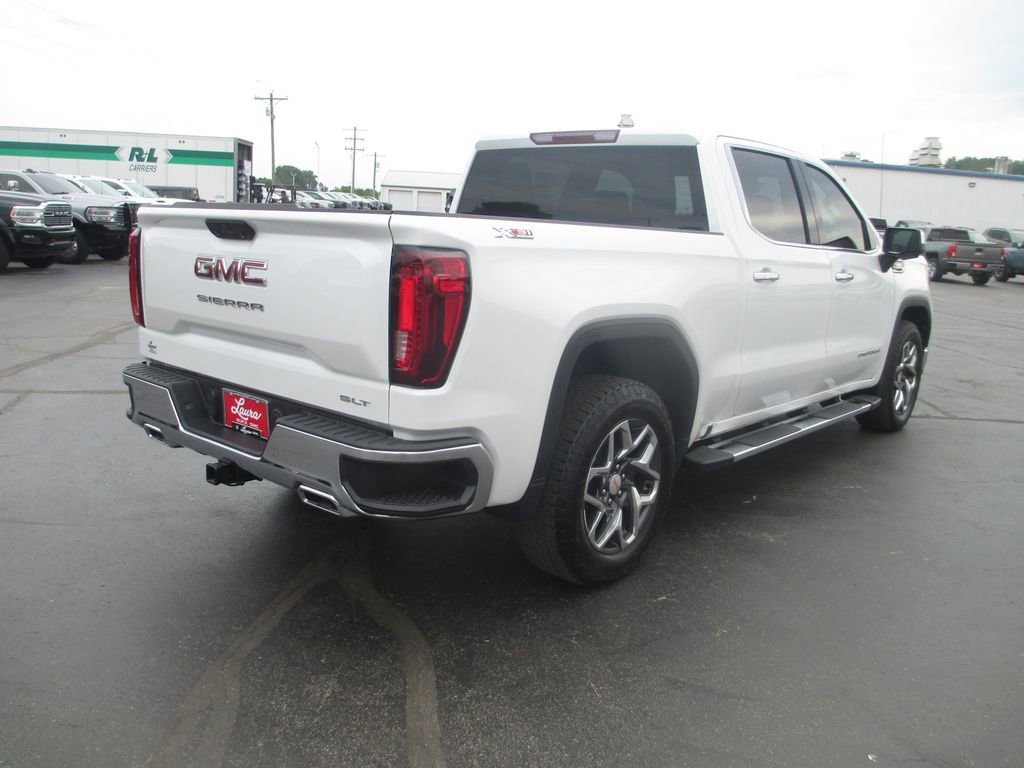 Used 2023 GMC Sierra 1500 SLT w/ SLT Premium Package AWD/4WD image 6