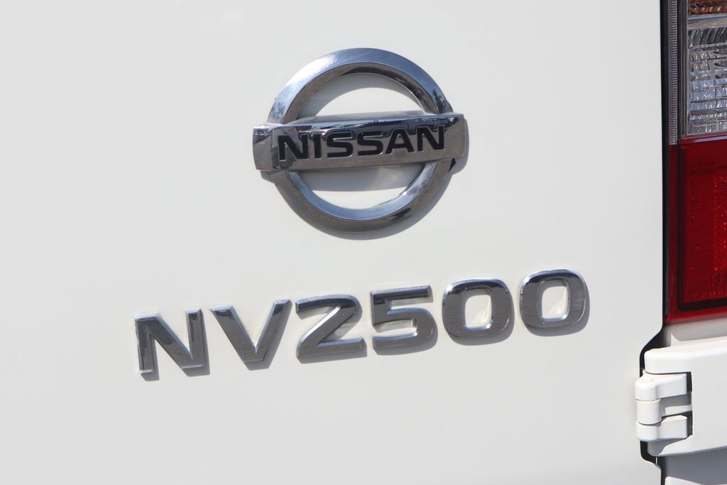 Used 2019 Nissan NV 2500 SV image 46