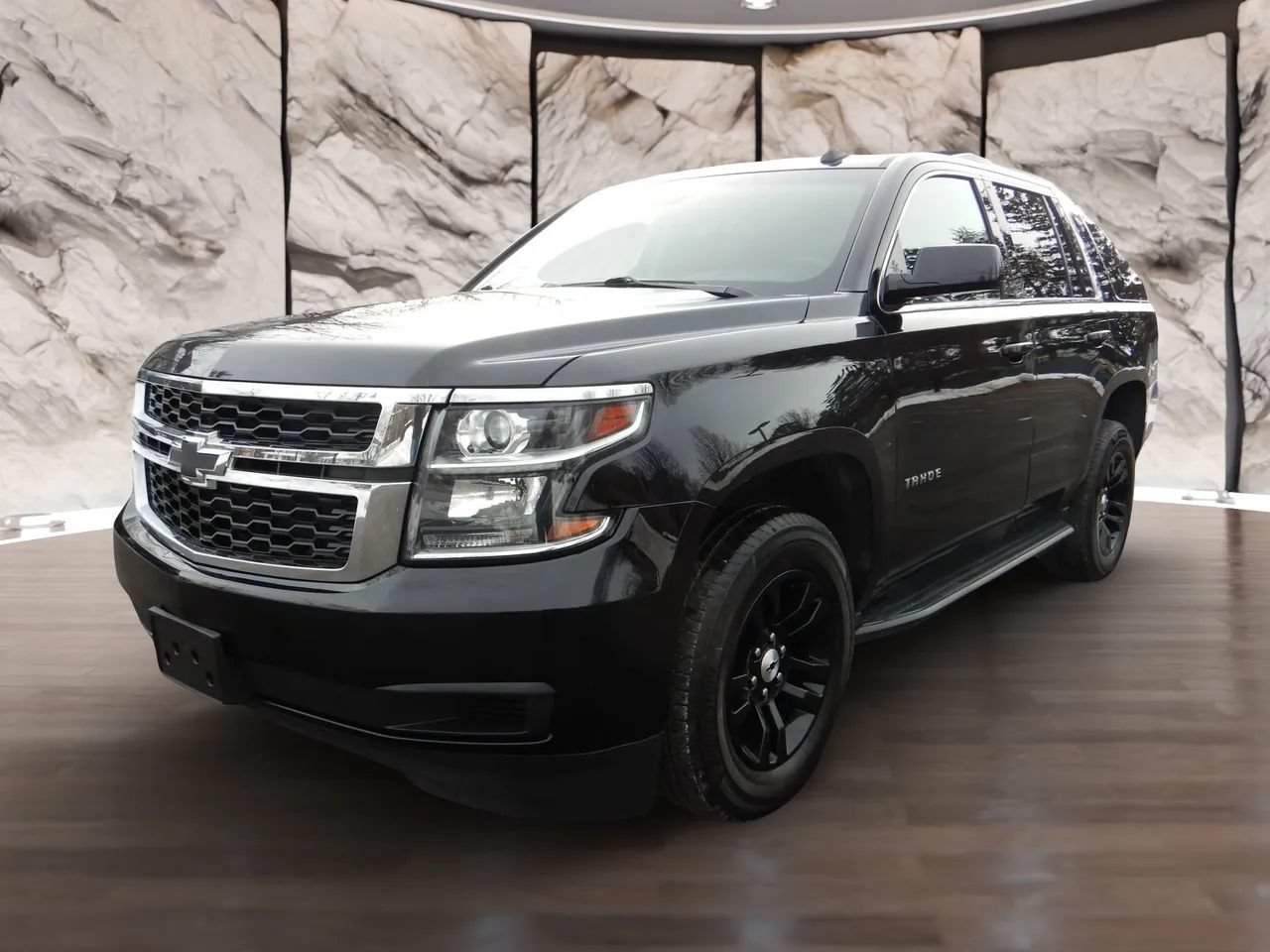 Used 2020 Chevrolet Tahoe LT AWD/4WD image 1