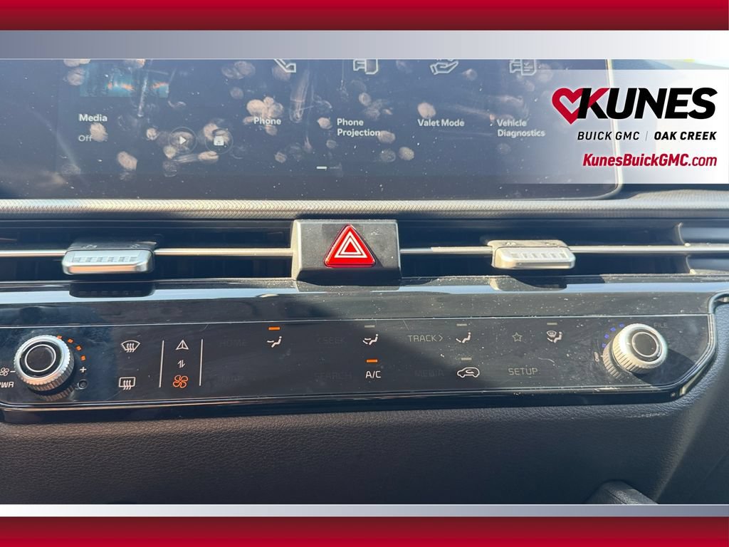 Used 2026 Kia Sportage LX FWD image 28