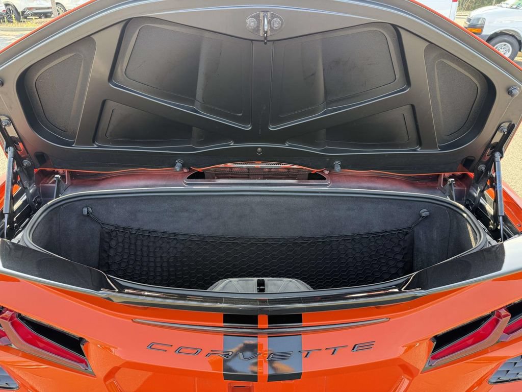 Used 2021 Chevrolet Corvette Stingray Preferred Conv w/ Z51 Performance Package RWD image 27