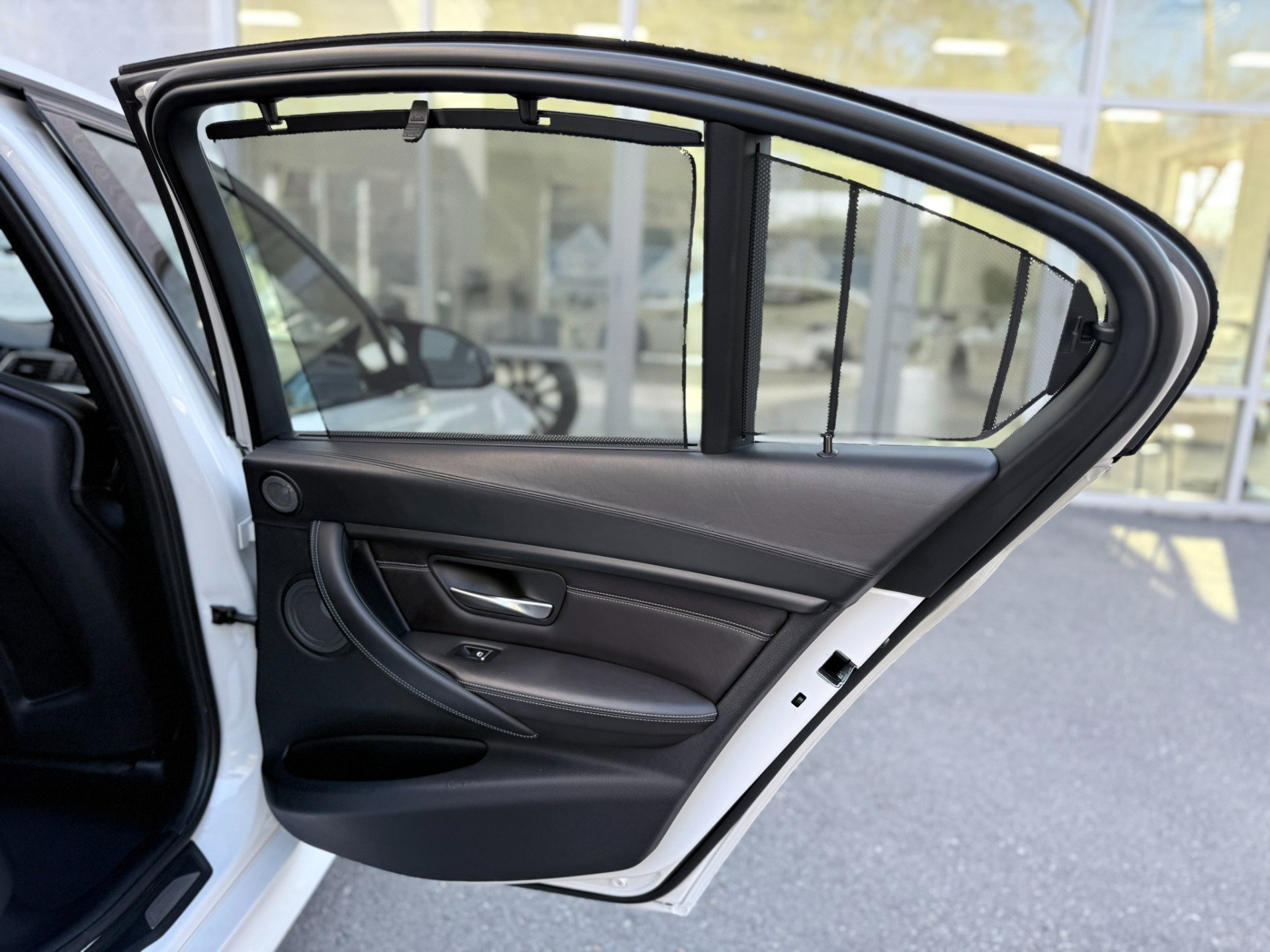 Used 2016 BMW M3 image 32