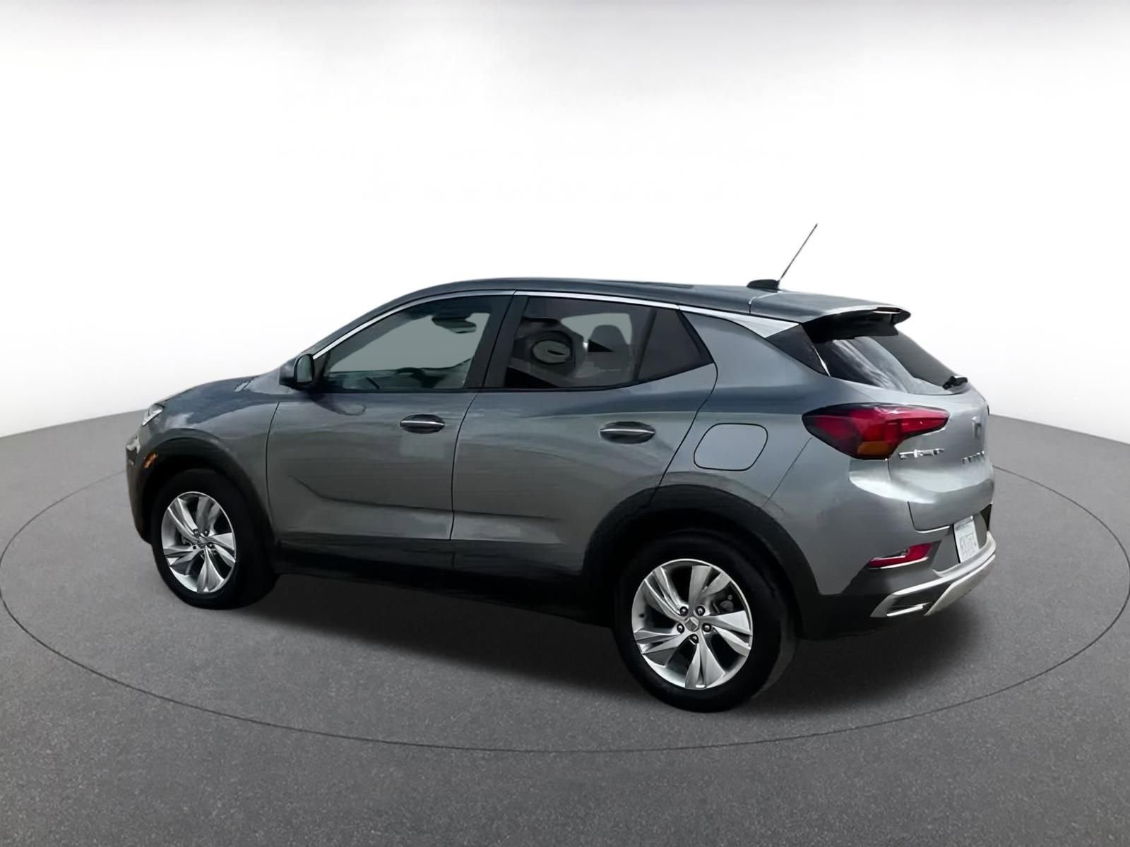 Used 2025 Buick Encore GX Preferred image 10