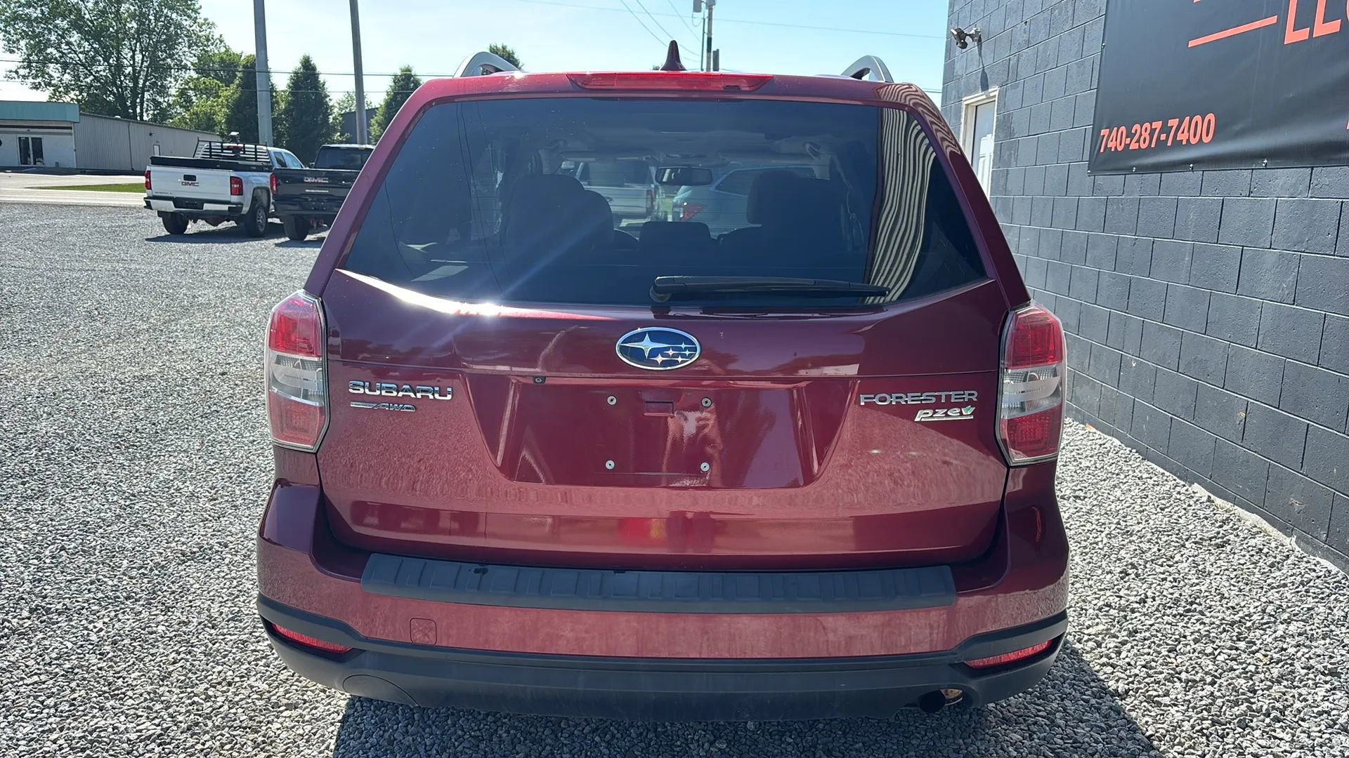 Used 2016 Subaru Forester 2.5i Premium w/ All-Weather Package AWD/4WD image 4
