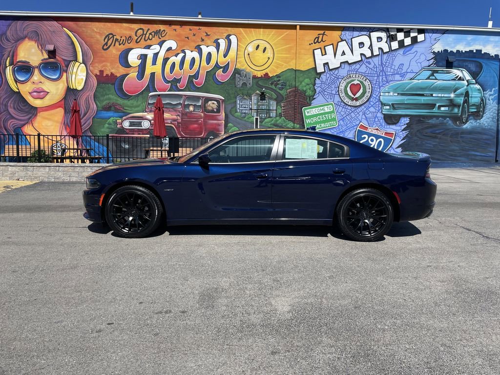 Used 2016 Dodge Charger R/T RWD image 2