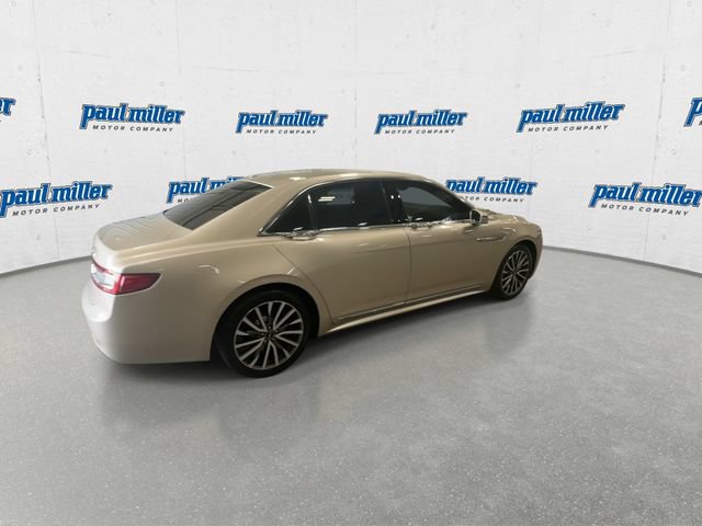 Used 2017 Lincoln Continental Select FWD image 11